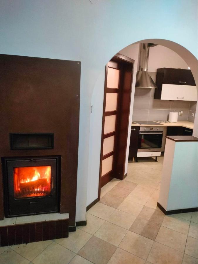 Urocze Studia: Sauna, Kominek i Ekonomiczne Opcje Blisko Warszawy Lomianki Exterior photo